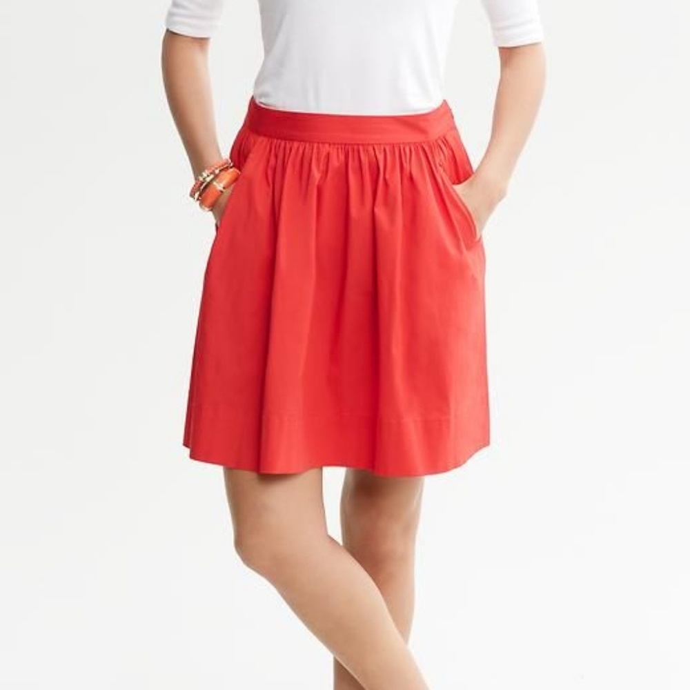 🌟2/$10 Banana Republic red orange mini skirt 8